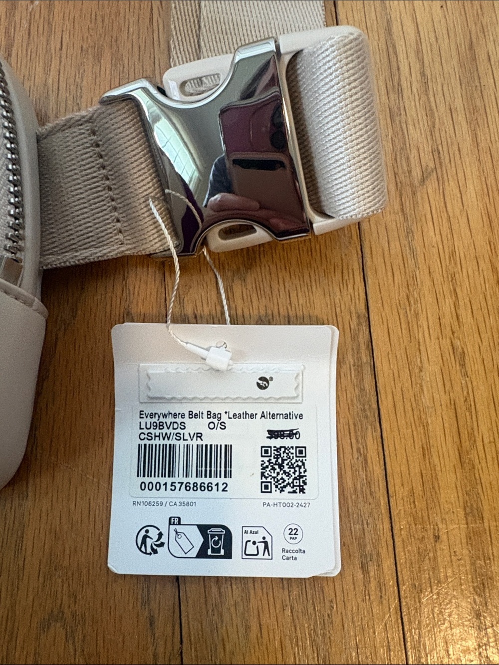 Lululemon Everywhere Belt Bag/Leather Alternative - Picture 8 of 8